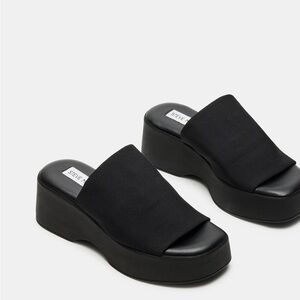 Steve Madden Black Slinky 30